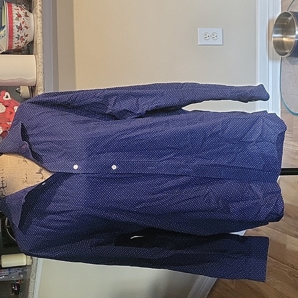 Tommy Hilfiger Men's button down shirt